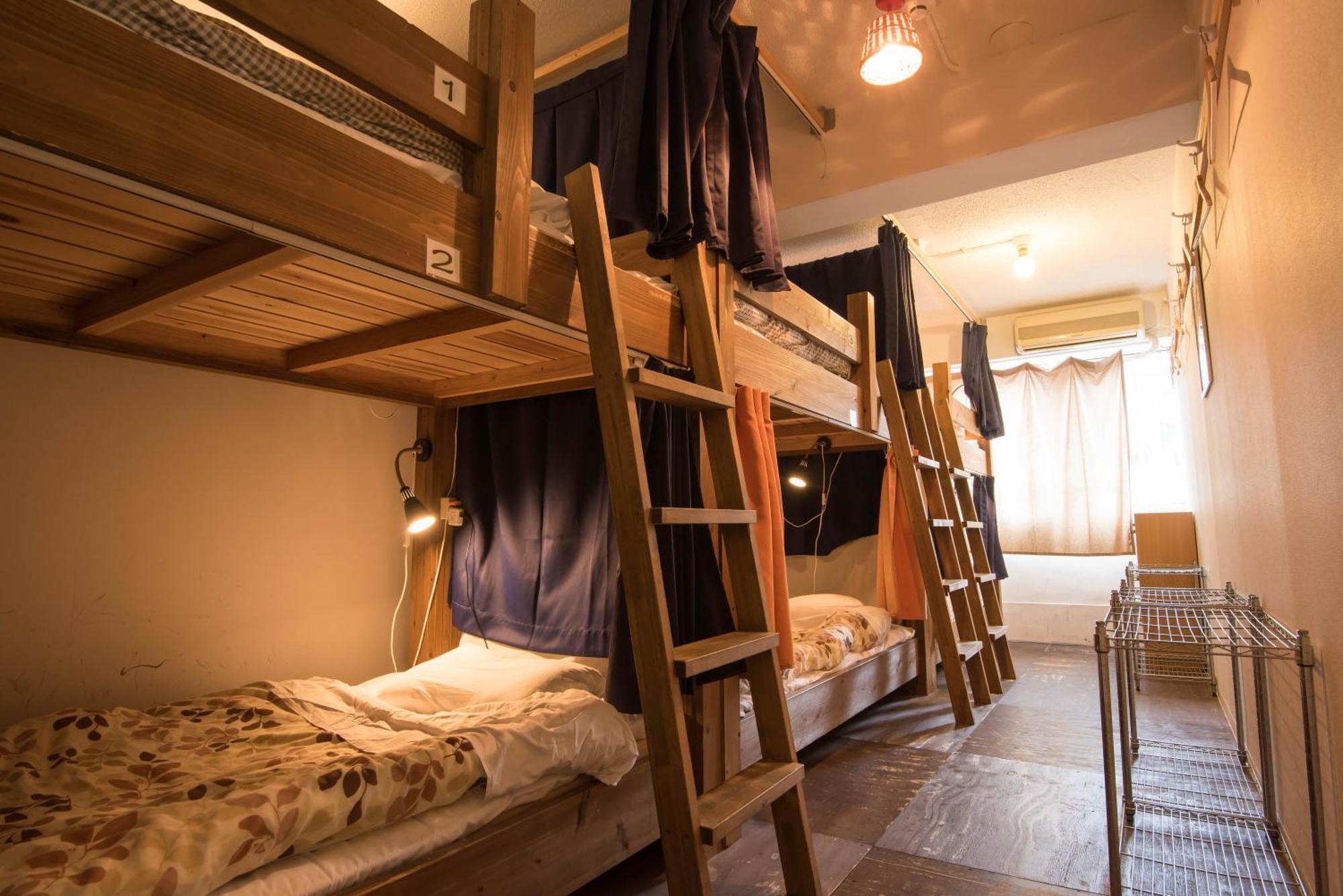 Hostel Q Oszaka Szoba fotó