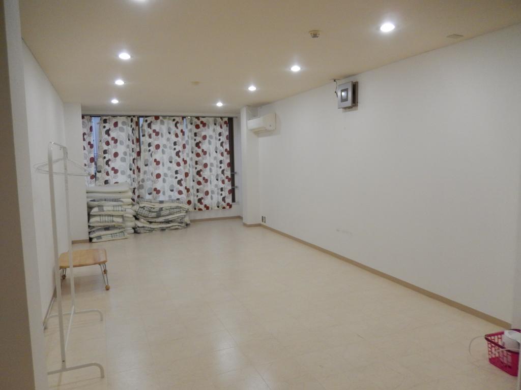 Hostel Q Oszaka Kültér fotó