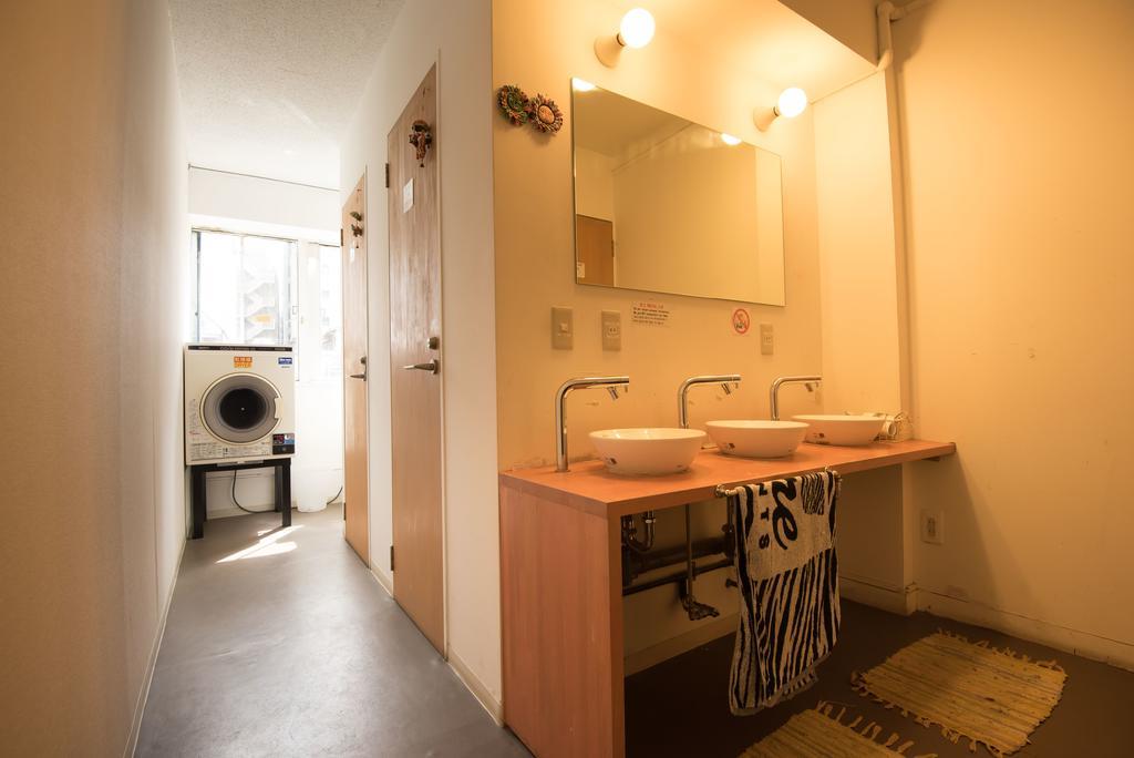 Hostel Q Oszaka Kültér fotó