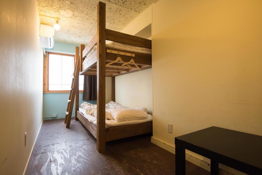 Hostel Q Oszaka Kültér fotó